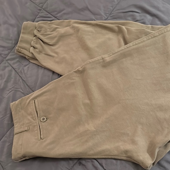 Bundle OF 2,
ELEVATED COMPACT JERSEY JOGGER KHAKI
EUC - Picture 2 of 16